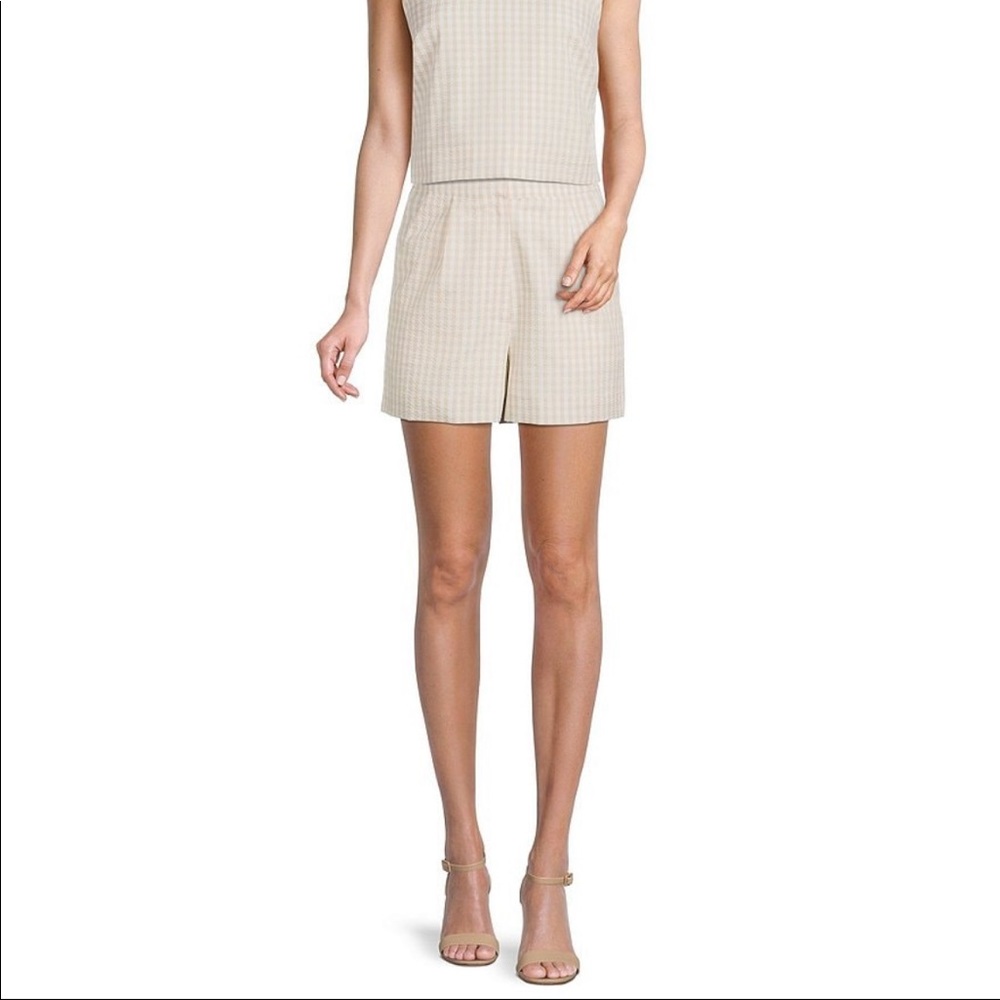 Antonio Melani
Emory Gingham Pleat Front High Rise Coordinating Shorts